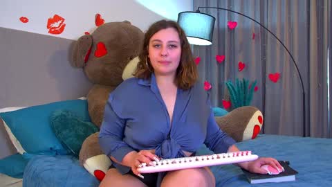 MaryMurrays online show from February 25, 6:50 am