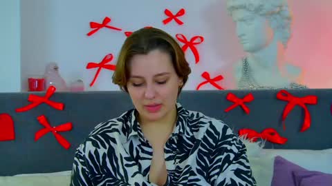 Snapshot of marymurrays chatting on March 3, 7:07 pm MaryMurrays online show from March 3, 7:07 pm
