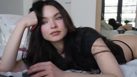 Marina online show from April 15, 1:36 pm