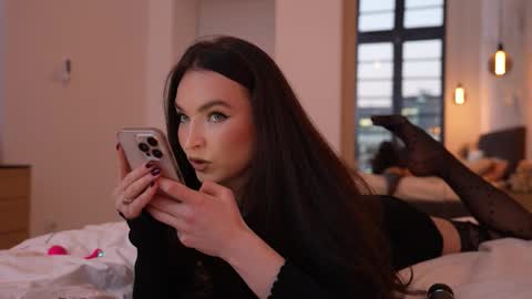 Marina online show from December 19, 2:56 pm