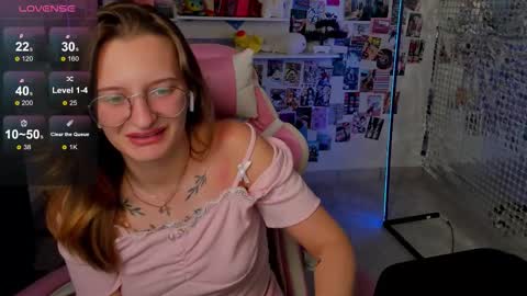 Snapshot of maryyy_may chatting on September 10, 6:42 pm maryyy_may online show from September 10, 6:42 pm