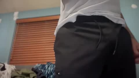 Snapshot of masculinehole chatting on October 15, 4:38 am Masculine Hole online show from October 15, 4:38 am