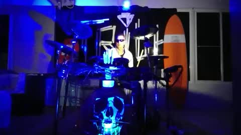 Snapshot of massageartist chatting on November 1, 12:33 am HappyZending online show from November 1, 12:33 am