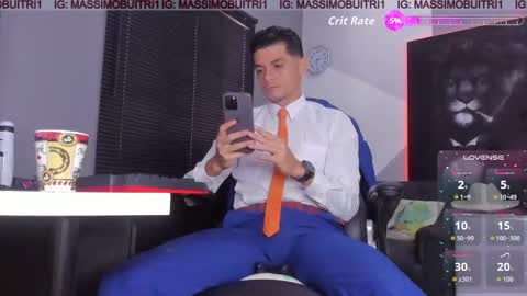Snapshot of massimo_g chatting on October 20, 1:05 pm I am Massimo online show from October 20, 1:05 pm