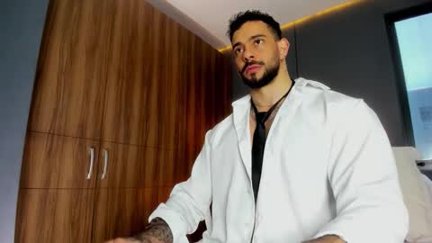 massimo online show from March 15, 3:04 pm