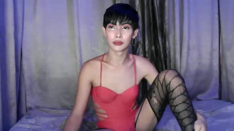 Miss Sweet LUNA 3 online show from December 2, 3:53 pm