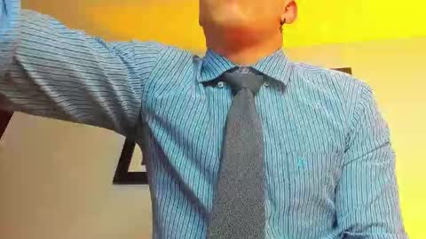 Snapshot of masster_ares chatting on October 8, 3:45 am masster_ares online show from October 8, 3:45 am