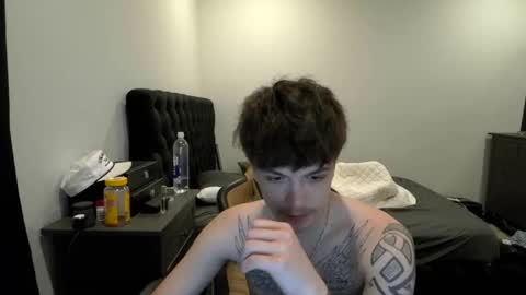 Snapshot of masterjizz1_0 chatting on September 18, 4:16 am masterjizz1_0 online show from September 18, 4:16 am
