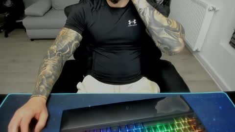 masterkingmuscle online show from February 22, 8:53 pm