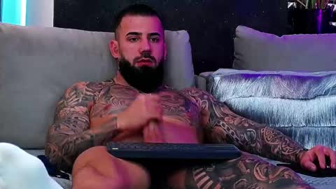 masterkingofmuscle online show from February 25, 1:32 pm