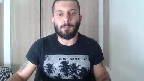 Snapshot of masterofinfatuation chatting on December 4, 6:55 pm   online show from December 4, 6:55 pm