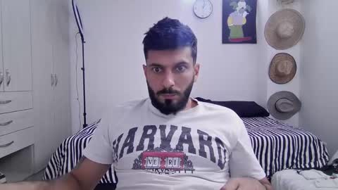 Snapshot of masterofinfatuation chatting on February 18, 3:41 pm   online show from February 18, 3:41 pm