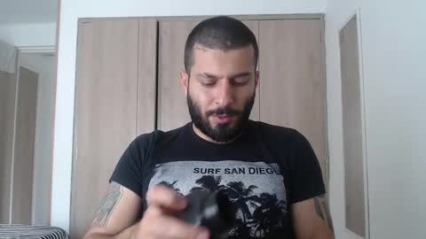 Snapshot of masterofinfatuation chatting on December 4, 3:48 pm   online show from December 4, 3:48 pm