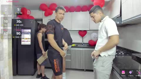 Snapshot of masters_sexx chatting on September 22, 11:47 am Team Cris Darwin- Fernando- Stiven- David online show from September 22, 11:47 am