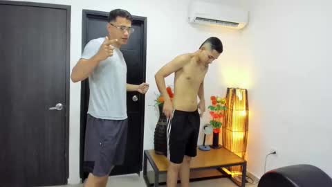 Snapshot of masters_sexx chatting on March 10, 11:12 am Team Cris Darwin- Fernando- Stiven- David online show from March 10, 11:12 am