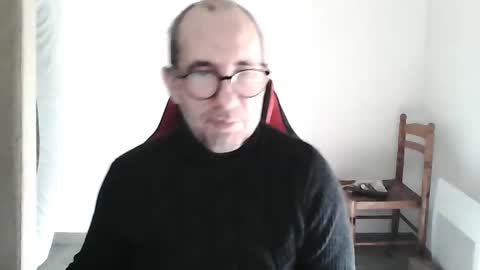 mat11efou online show from March 3, 11:06 am