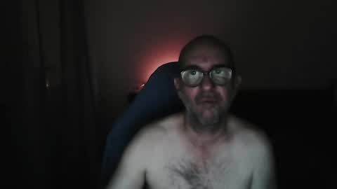 mat11efou online show from November 10, 7:05 pm