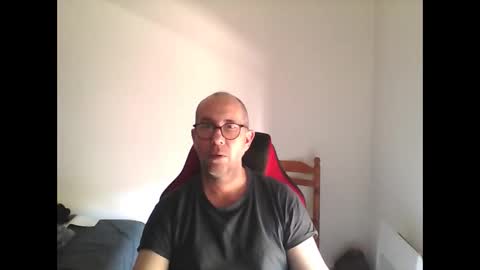 mat11efou online show from April 14, 12:19 pm