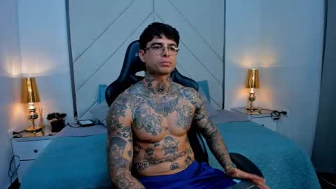 mateo_dilucajs1 online show from September 10, 12:11 am