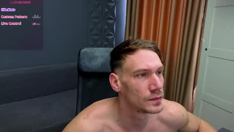 MateoBenjamin online show from April 3, 10:55 am