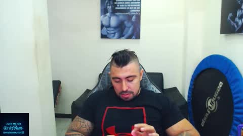 Snapshot of mateosexyhot22 chatting on September 30, 3:55 pm Mateo online show from September 30, 3:55 pm