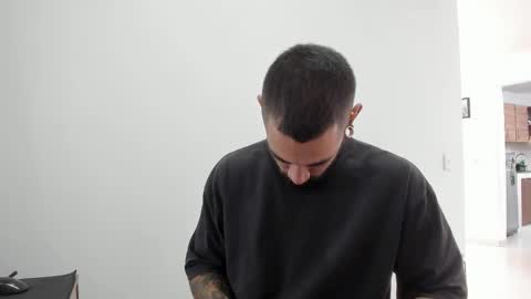 Matheus     online show from December 5, 5:33 pm