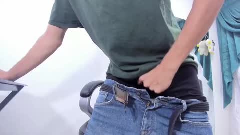 Mathias Boy online show from February 7, 11:24 pm