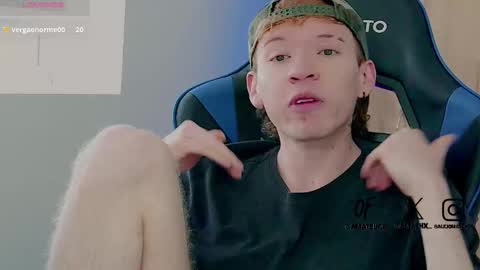 Alejandro Alex online show from November 19, 2:27 pm