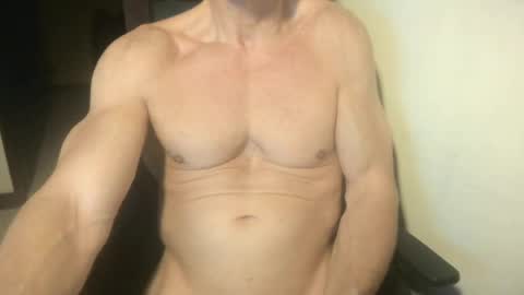 MatiasMatureMuscle online show from June 29, 2:08 am