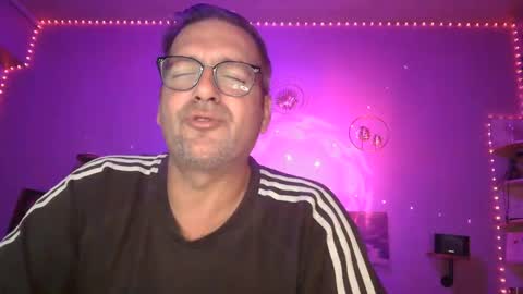 matrike1 online show from November 7, 9:06 pm