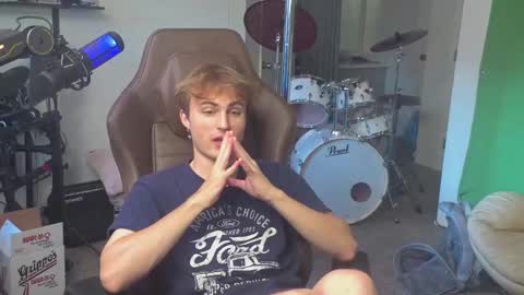 Snapshot of mattcashxxx chatting on September 11, 1:18 am Matt Cash online show from September 11, 1:18 am