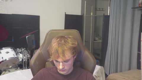 Matt Cash online show from November 24, 2:10 am