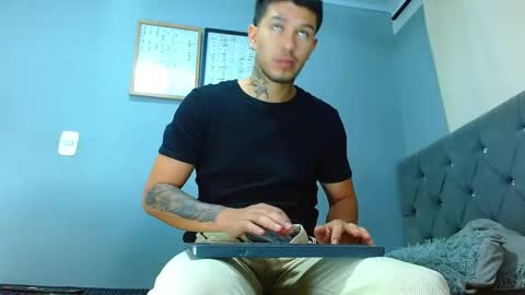 MATTEO online show from April 15, 1:47 pm