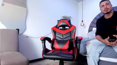 Matthew online show from April 1, 9:12 pm