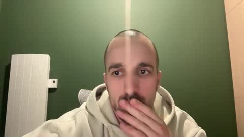 M online show from November 29, 1:46 am