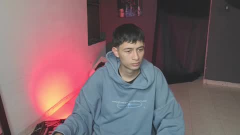 Snapshot of mattias_dantee chatting on February 16, 10:43 pm mattias online show from February 16, 10:43 pm