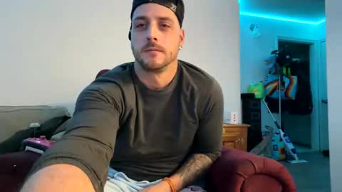 mattxxxceptional online show from November 18, 4:15 am