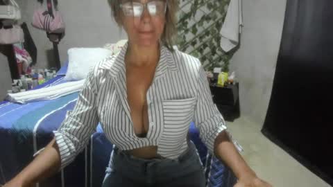 mature_bigboobs__ online show from May 13, 10:41 pm