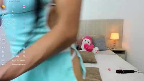 Vayolet Castro online show from November 18, 11:35 am