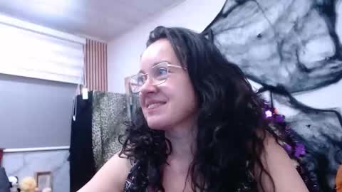 Sonia online show from October 29, 11:05 pm