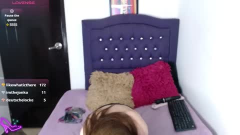   online show from February 3, 11:36 pm