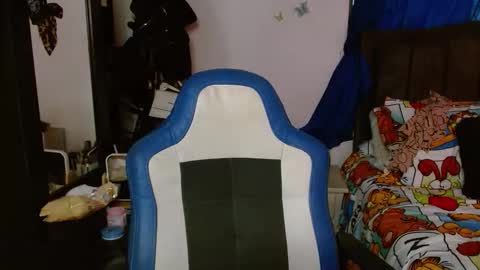 Snapshot of maturetigress4c chatting on October 14, 2:42 pm Cecilia online show from October 14, 2:42 pm