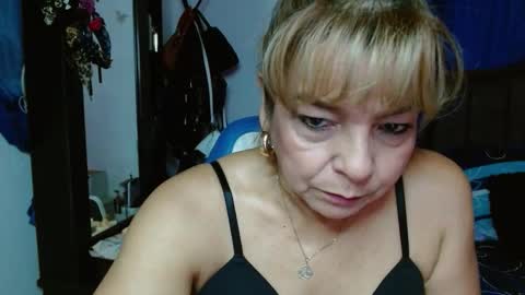 Snapshot of maturetigress4c chatting on October 24, 1:56 pm Cecilia online show from October 24, 1:56 pm