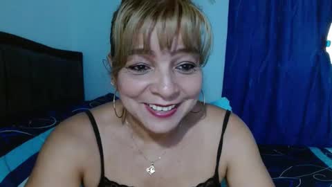 Snapshot of maturetigress4c chatting on February 24, 1:21 pm Cecilia online show from February 24, 1:21 pm