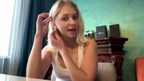 Eva  1st day online show from June 16, 10:41 am