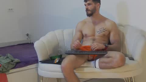 mauro_real_man online show from February 22, 7:49 pm