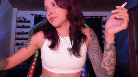 Hilary online show from January 16, 1:58 am