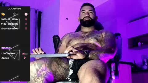 max__prada online show from February 13, 2:37 am