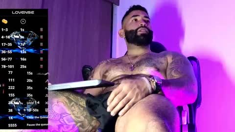 max__prada online show from October 29, 2:57 am