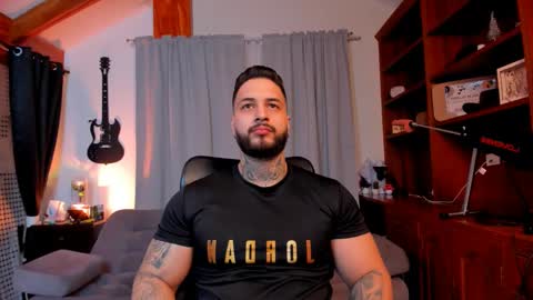 max D. online show from January 18, 12:04 pm